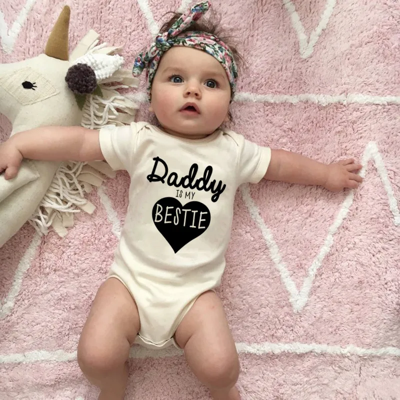 Daddy Is My Bestie Cute Baby B - Baby Clothing Onesies のレビューと価格