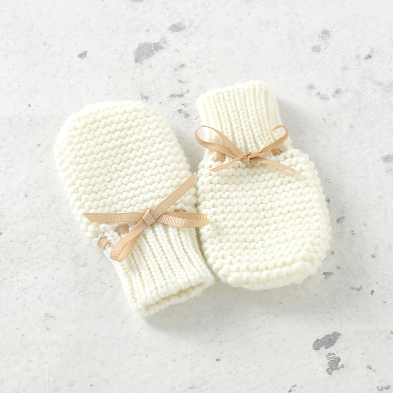 Newborn Baby Shoes Gloves Set  - Baby Clothing Yarn のレビューと価格